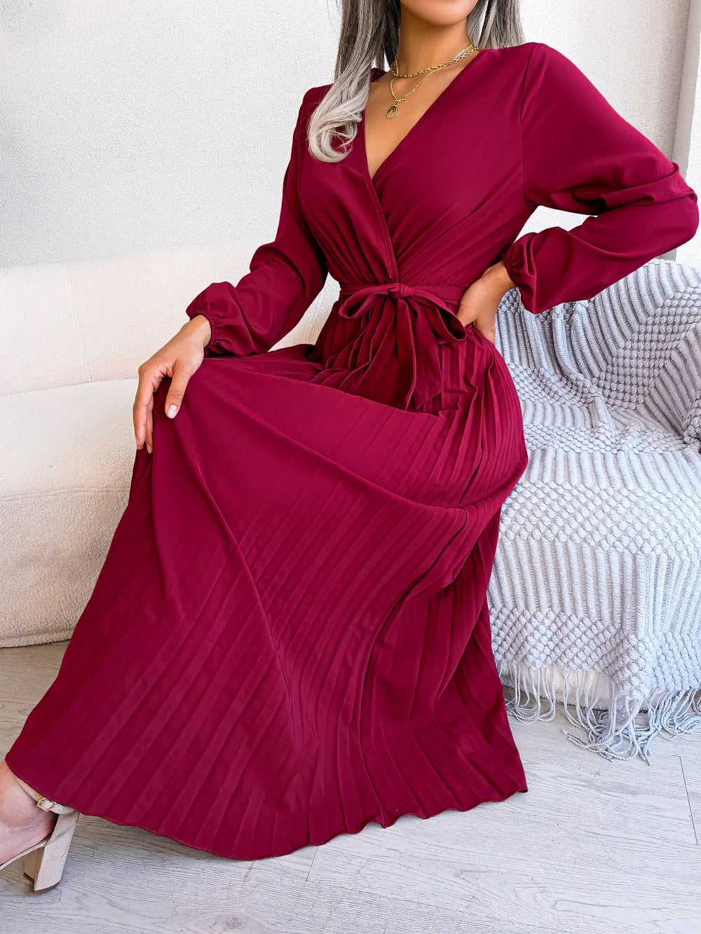 Elegant V-Neck Pleated Maxi Dress - Spring/Summer Collection