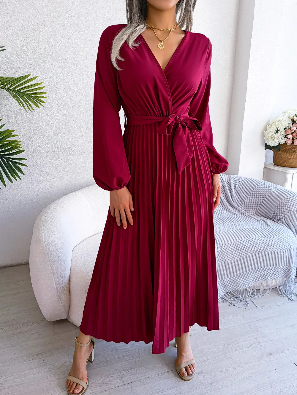 Elegant V-Neck Pleated Maxi Dress - Spring/Summer Collection