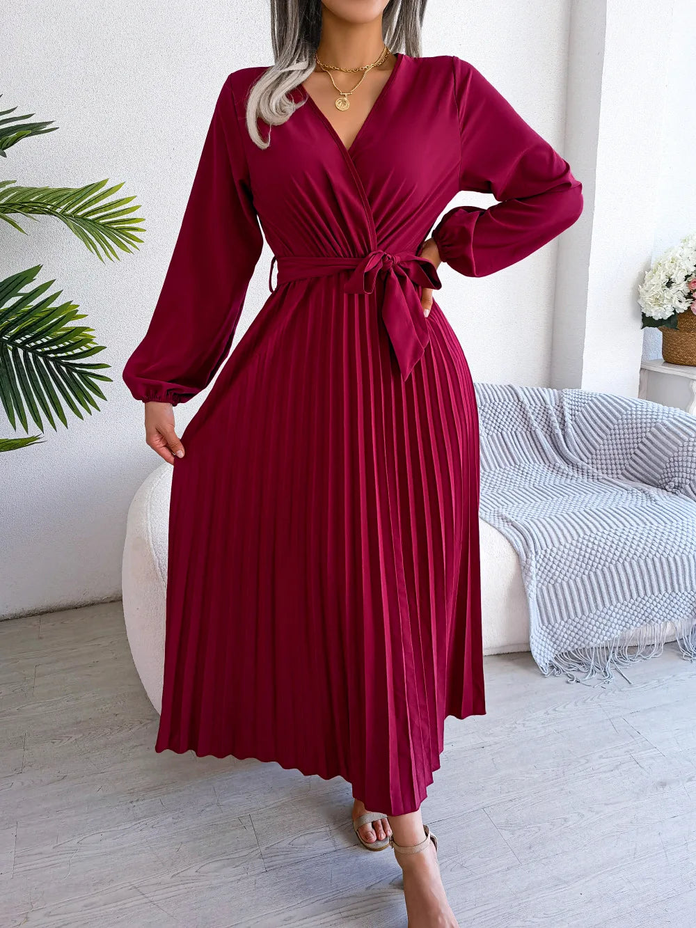 Elegant V-Neck Pleated Maxi Dress - Spring/Summer Collection